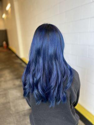 Feeling blue   Book through  (808)780-4218 @haugendazzhair