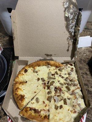 Alfredo pizza