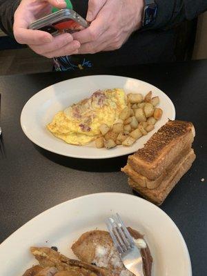 And the Irish  omelet. In house made corned beef. Again another something you can't just get anywhere. Love this place.