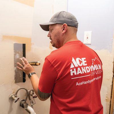 Ace Handyman Services Redwood City drywall patching