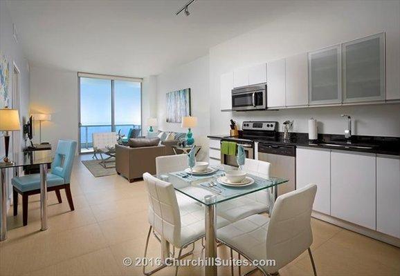 Deluxe Ocean Front apartment suite dining area