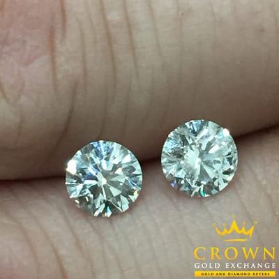 Gorgeous, right? We evaluate, grade, and pay for you diamond all right in front of you. No funny business and only the best prices.