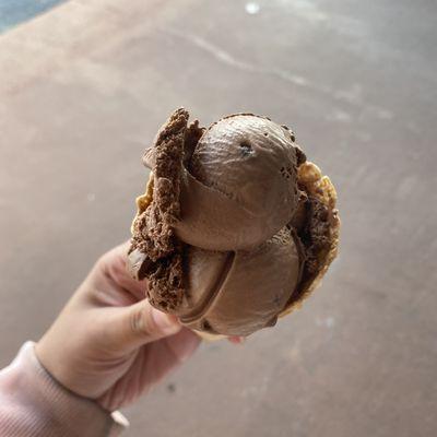 Chocolate Chunk Brownie with waffle cone (kid size)