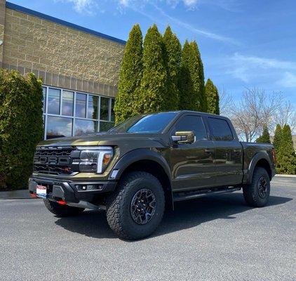 Raptor R with Stratos Tint