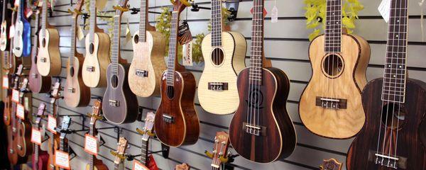 Ukes!