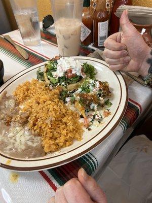 Sopes! Choice of three different meats.