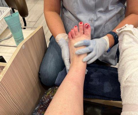 My niece and I enjoyed our pedicures together. This business is sensational and so serene.