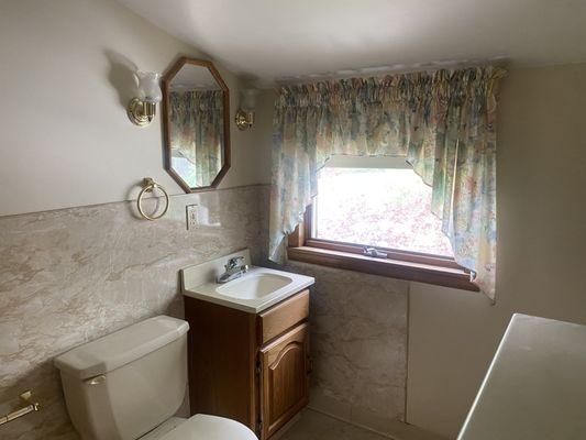 A bathroom before renovation