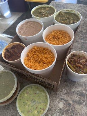 Mexican, rice, chili, Verde, refried beans, berria, salsa, guacamole