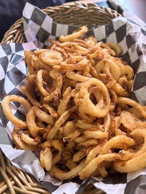 The best Onion Straws anywhere !