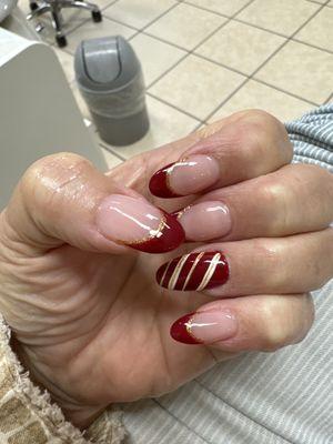 I asked for a pedi, mani and wax! Almost done and Linh is doing a great job! My nails are gorgeous! She did exactly what I asked!