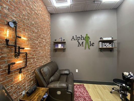 Step into the world of refined nail care at "Alpha Male," the exclusive nail care space within No Grease! Premium Barbershop.