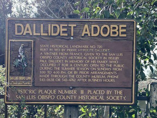 Dallidet Adobe