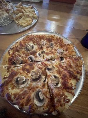 Mushroom pizza