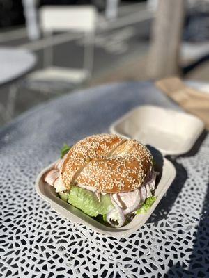 sesame bagel with turkey