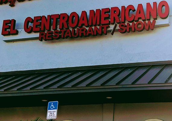 El Centroamericano Restaurant y Liquor Bar