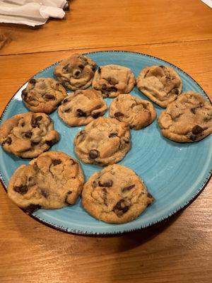 Complimentary mini chocolate chip cookies