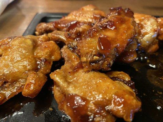 Whiskey glazed bone-in wings