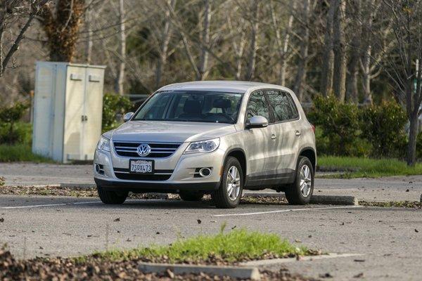 2011 Volkswagen Tiguan AWD - Car Sharing