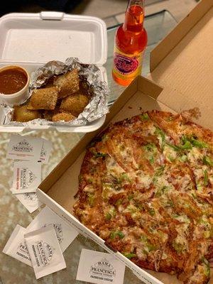 Med Deluxe Pizza + Toasted Raviolis - I'm a fan!