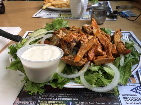 Grilled buffalo chicken salad