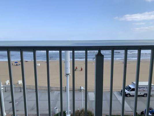 Every room is a balcony room and it's located at 25th so you can go up or down the beach. You're in the perfect centerpoint.