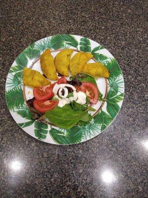 Minnie Beef Patties (meat pies) 
 with spinach blend salad