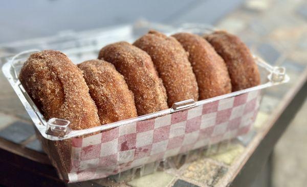 Apple cider donuts