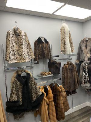 Douglas Montaldos Furs