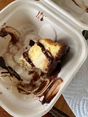 Boston creme pie