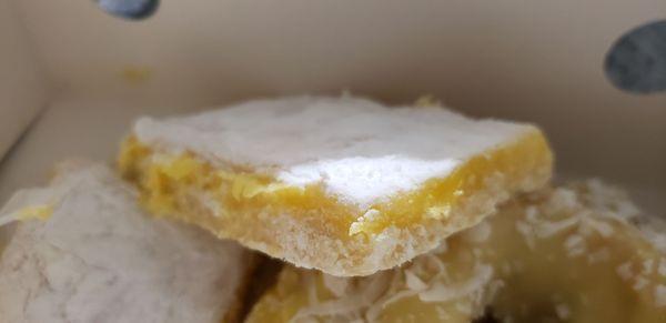 Lemon bar