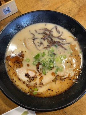 tonkutsu ramen