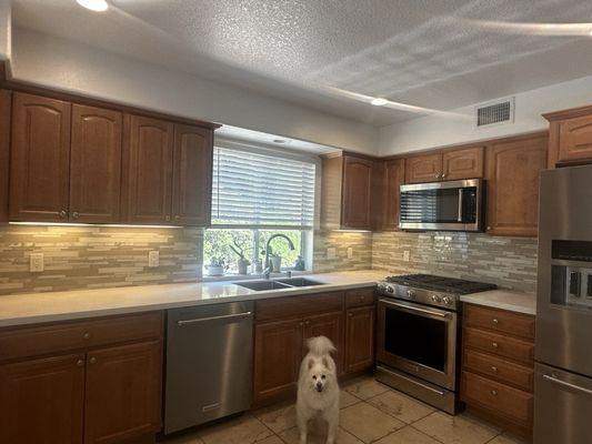 Love how my new prefabricated countertops turned out that we purchased from Simi Tile and Marble.