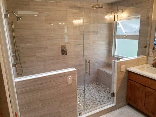 Frameless Shower