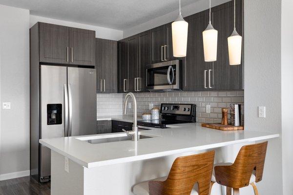 20th Street Station Apartments - Kitchen