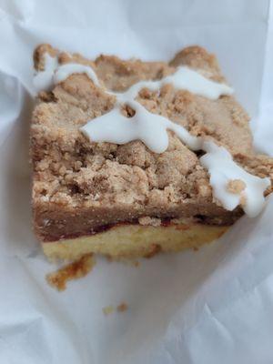 Raspberry crumb cake