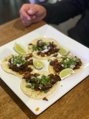 Al pastor tacos