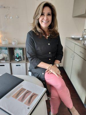 Karen, owner of Kalon Microblading