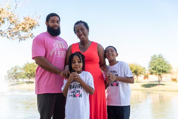 Actual Archpoint patient and her family smiling. Changing lives with implants.