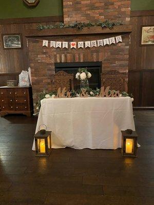 Our sweetheart table