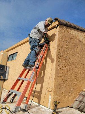 Juan is an excellent roof man!