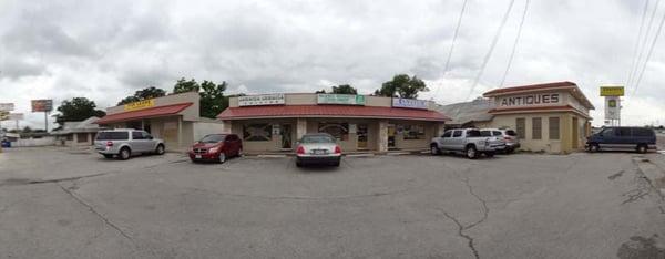 San Antonio Alamo Heights Coin Shop Storefront