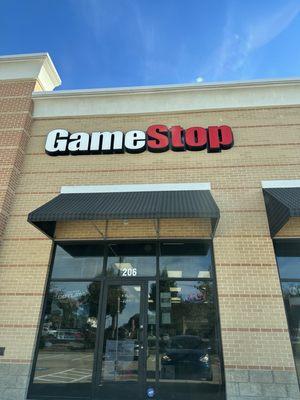 Entrance to GameStop