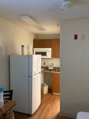 Space between fridge and wall can't fit wheelchair