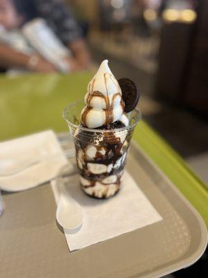 Oreo sundae