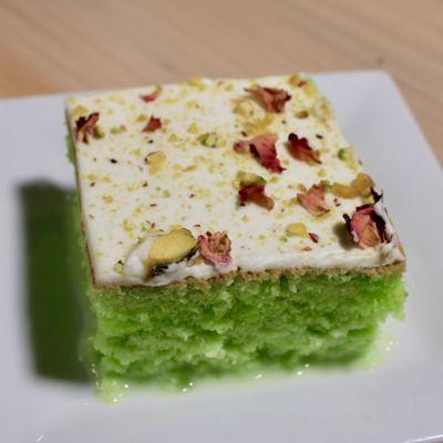 Pistachio milk cake