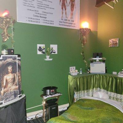 Rejuvenate with full body Massage with 
Hot Stone CBD