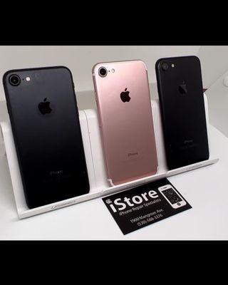 iPhone 8 refurbished  .
A grade condition 
Warranty
86%+ battery health
UNLOCKED- any carrier 
Visit www.chicoistore.com for availability