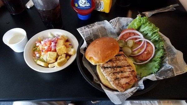 Grilled Tenderloin /side salad.. Burger was solid and received two thumbs up from my discriminating 13 yr old daughter.