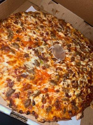 Honey siricha pizza with no onion add sausage